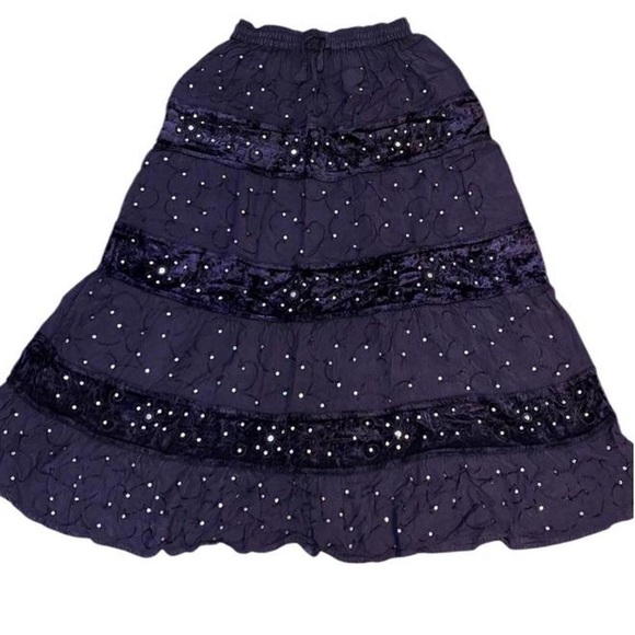 gorgeous dark purple velvet embroidered maxi skirt! 🪻🖤 - Picture 7 of 7